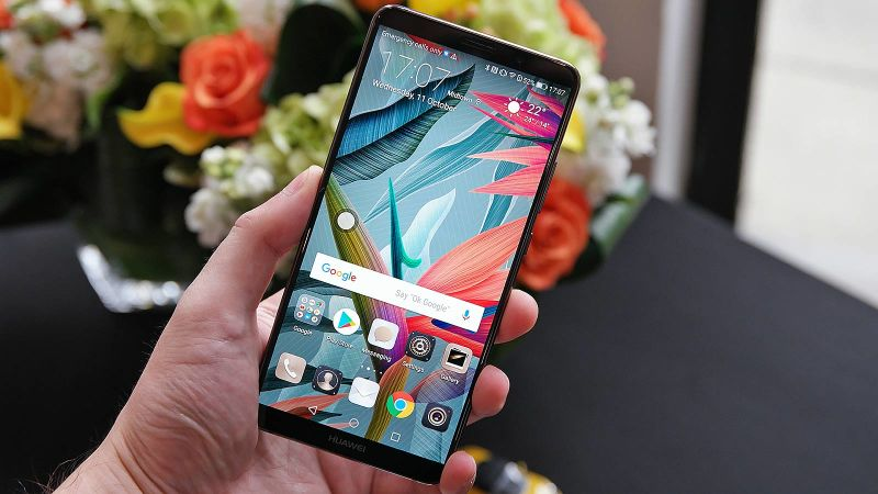 Illustration for article titled Probamos los nuevos Huawei Mate 10: aquí va la primera cámara inteligente que aprende de verdad